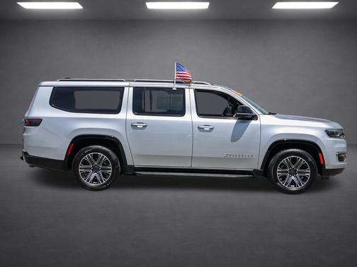 Silver Zynith 2024 Jeep Wagoneer L Series II
