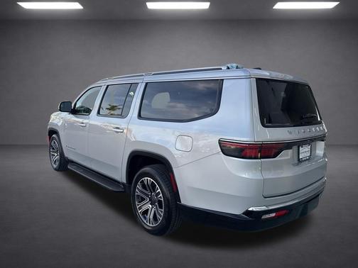 Silver Zynith 2024 Jeep Wagoneer L Series II