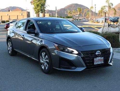 2025 Nissan Altima S