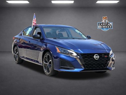 Deep Blue Pearl 2024 Nissan Altima 2.5 SR