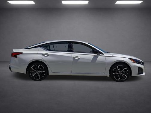 White 2026 Nissan Altima 2.5 SR