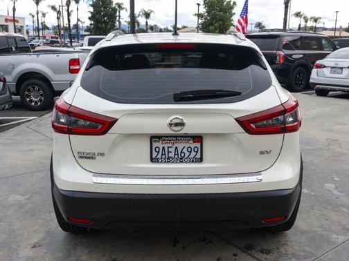 2021 Nissan Rogue Sport SV