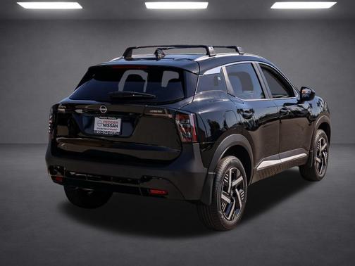 Super Black 2026 Nissan Kicks SV