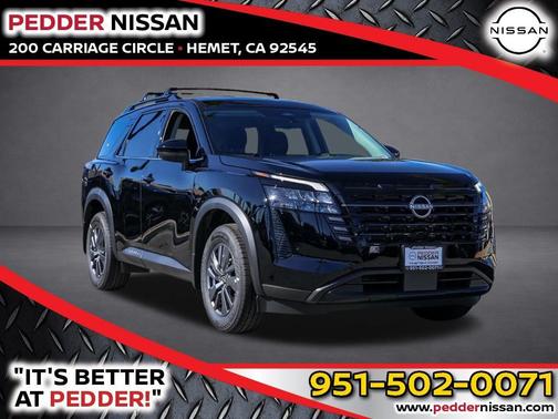 2026 Nissan Pathfinder SV