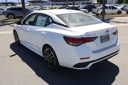 2025 Nissan Sentra SR