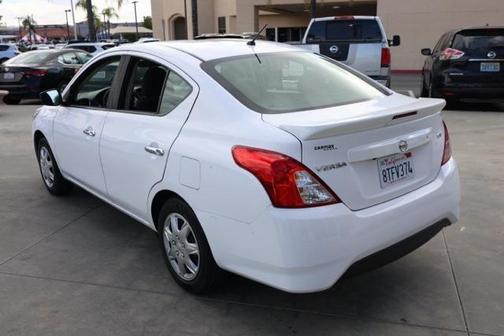 2018 Nissan Versa 1.6 SV
