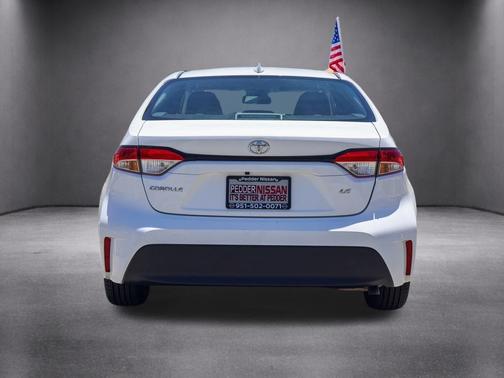Ice 2024 Toyota Corolla LE