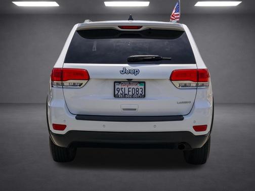 Bright White Clearcoat 2018 Jeep Grand Cherokee Laredo