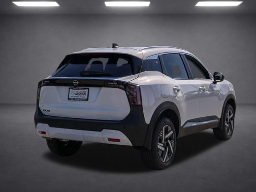 Fresh Powder 2026 Nissan Kicks SV
