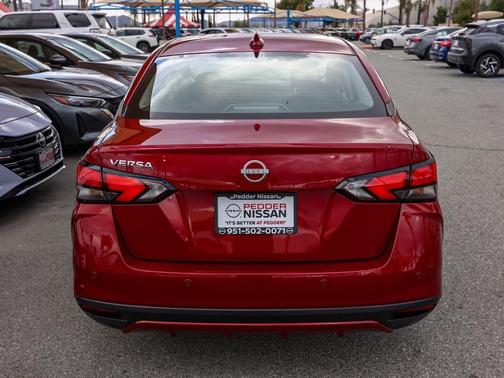 2025 Nissan Versa 1.6 SV