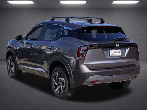 Gun Metallic 2026 Nissan Kicks SV