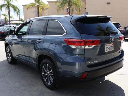 2018 Toyota Highlander SE