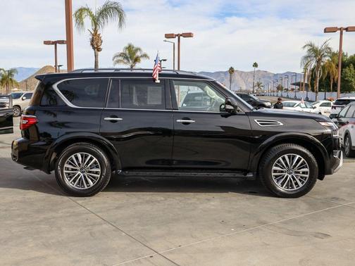 2023 Nissan Armada SL