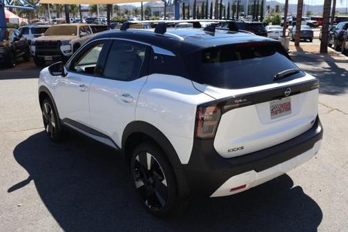 2026 Nissan Kicks SR