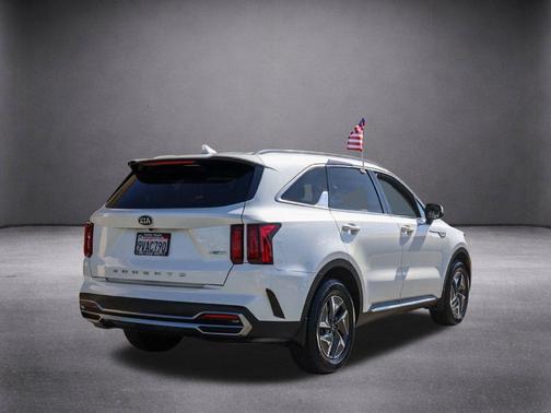 Snow White Pearl 2021 Kia Sorento Hybrid S