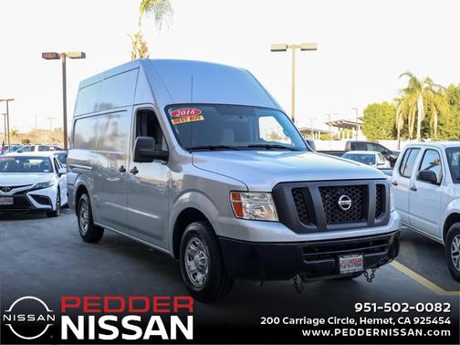 2016 Nissan NV Cargo NV2500 HD SV V6/SV V8