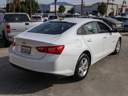 2022 Chevrolet Malibu 1LS