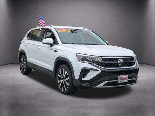 2022 Volkswagen Taos 1.5T SE