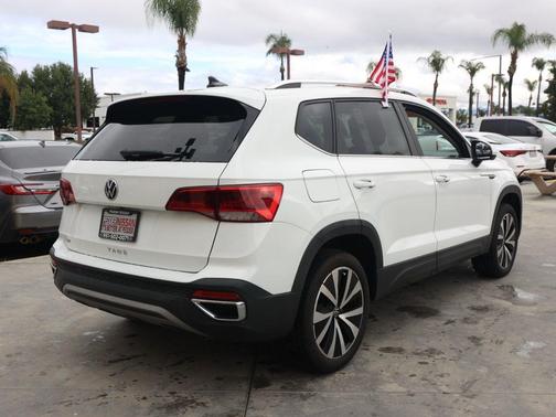 2022 Volkswagen Taos 1.5T SE