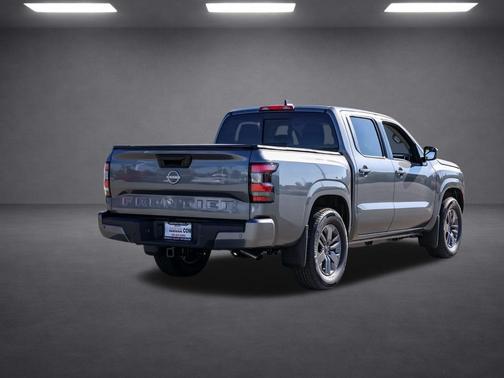 Gun Metallic 2026 Nissan Frontier SV