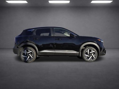 Super Black 2026 Nissan Kicks SV