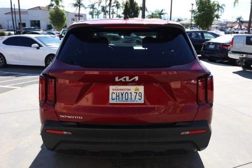 2023 Kia Sorento LX