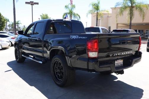 2017 Toyota Tacoma SR5