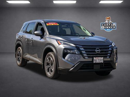 Gun Metallic 2025 Nissan Rogue SV
