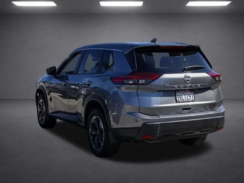Gun Metallic 2025 Nissan Rogue SV