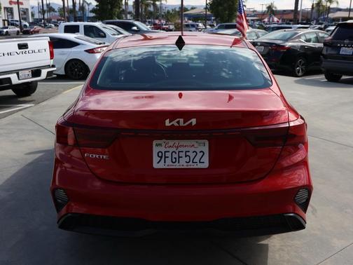 2023 Kia Forte LXS