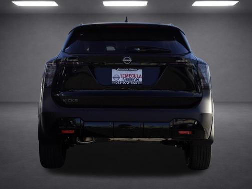 Super Black 2026 Nissan Kicks SV