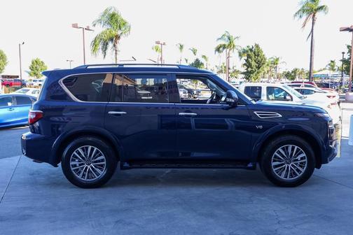 2022 Nissan Armada SL