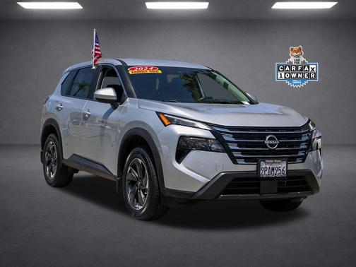 Brilliant Silver Metallic 2024 Nissan Rogue SV