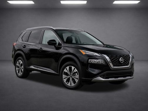 Brilliant Silver Metallic 2024 Nissan Rogue SV