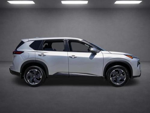 Brilliant Silver Metallic 2024 Nissan Rogue SV