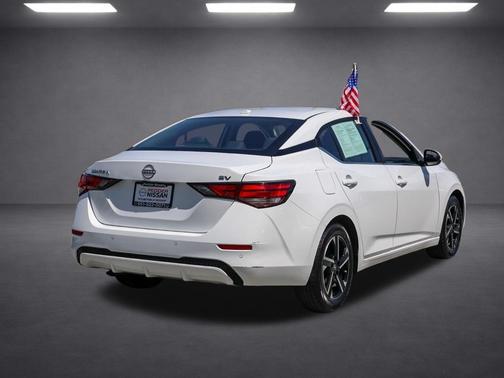 Glacier White 2024 Nissan Altima 2.5 SR