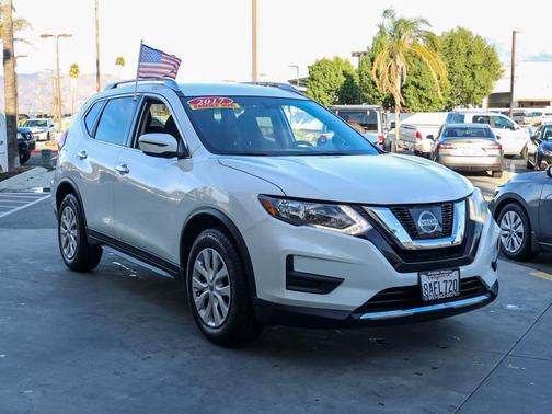 2017 Nissan Rogue S