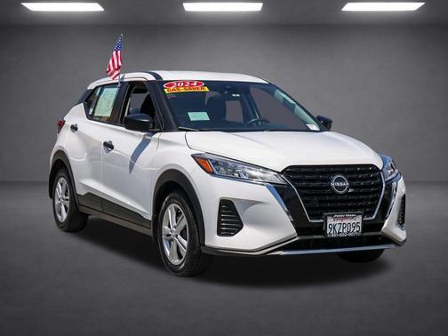 Fresh Powder 2024 Nissan Kicks S