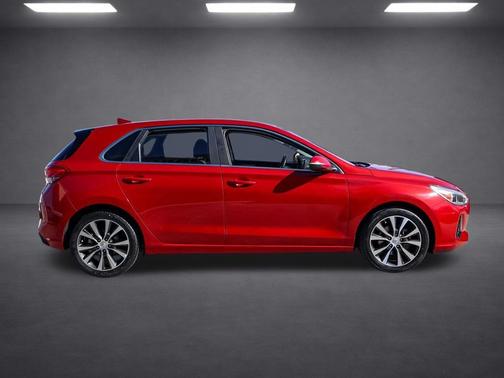 2018 Hyundai Elantra GT Base