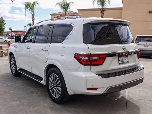 2022 Nissan Armada SL