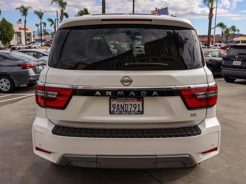2022 Nissan Armada SL
