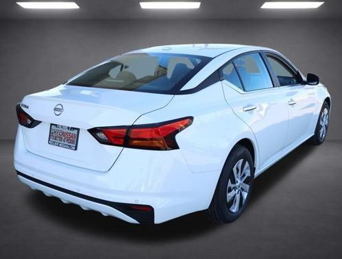 2025 Nissan Altima S