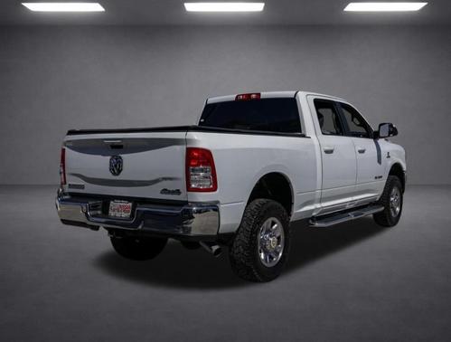 Bright White Clearcoat 2022 RAM 2500 Big Horn