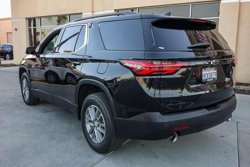 2022 Chevrolet Traverse LT Cloth