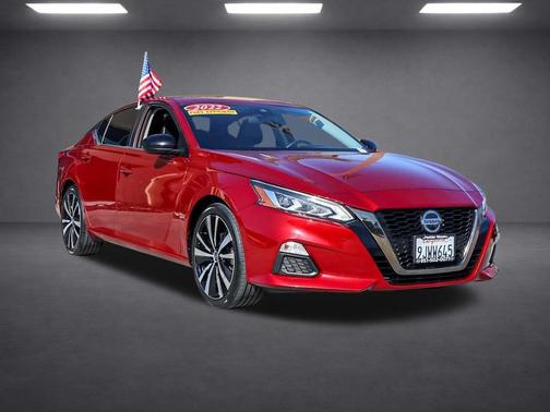 2022 Nissan Altima 2.5 SR