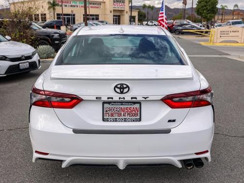 2023 Toyota Camry SE