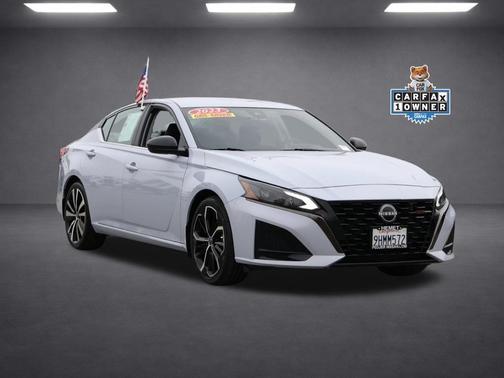 Gray Sky Pearl 2023 Nissan Altima 2.5 SR