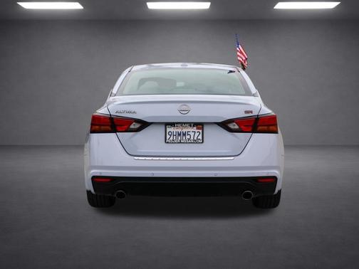 Gray Sky Pearl 2023 Nissan Altima 2.5 SR