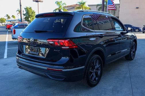 2022 Volkswagen Tiguan 2.0T SE