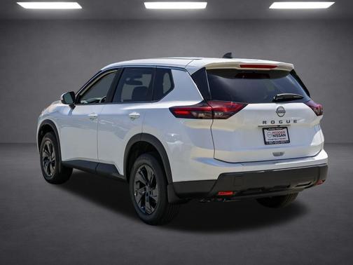 Everest White P 2026 Nissan Rogue SV